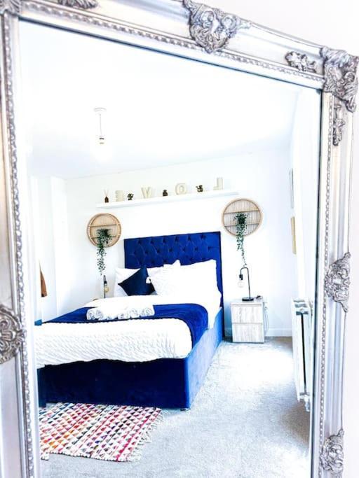 Contractors, Families, Tourists & Groups Welcome Sleeps Upto 9, Garden, Pet Allowed, Parking Included! Birmingham Ngoại thất bức ảnh