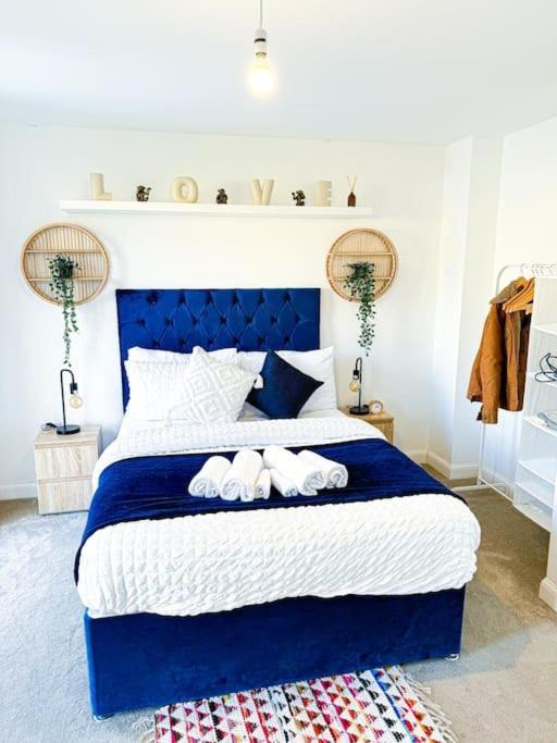 Contractors, Families, Tourists & Groups Welcome Sleeps Upto 9, Garden, Pet Allowed, Parking Included! Birmingham Ngoại thất bức ảnh