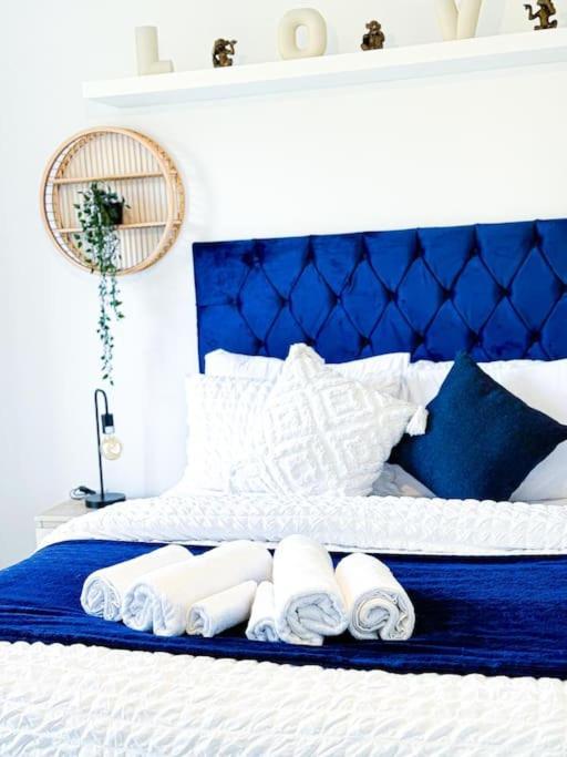 Contractors, Families, Tourists & Groups Welcome Sleeps Upto 9, Garden, Pet Allowed, Parking Included! Birmingham Ngoại thất bức ảnh